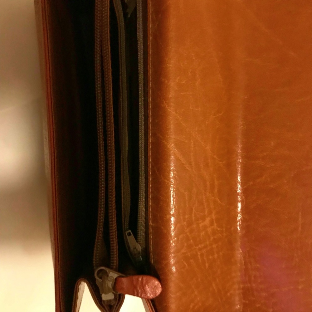 Handbag - Picture 3 of 6
